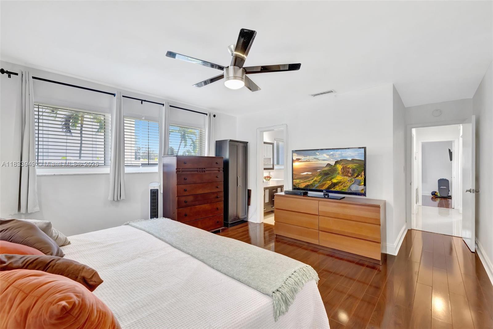 IMPERIAL POINT 3RD SEC - Residential