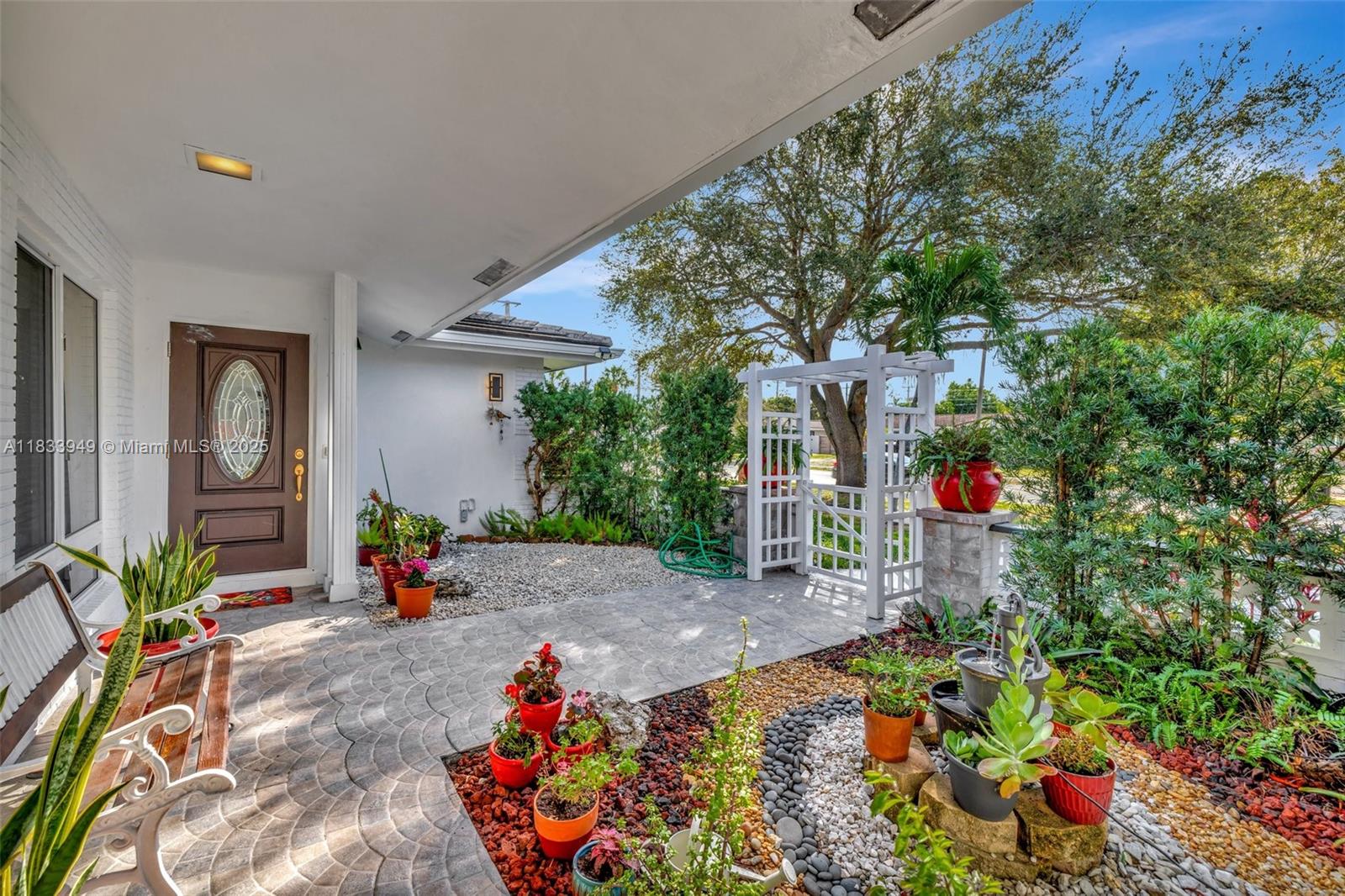 IMPERIAL POINT 3RD SEC - Residential