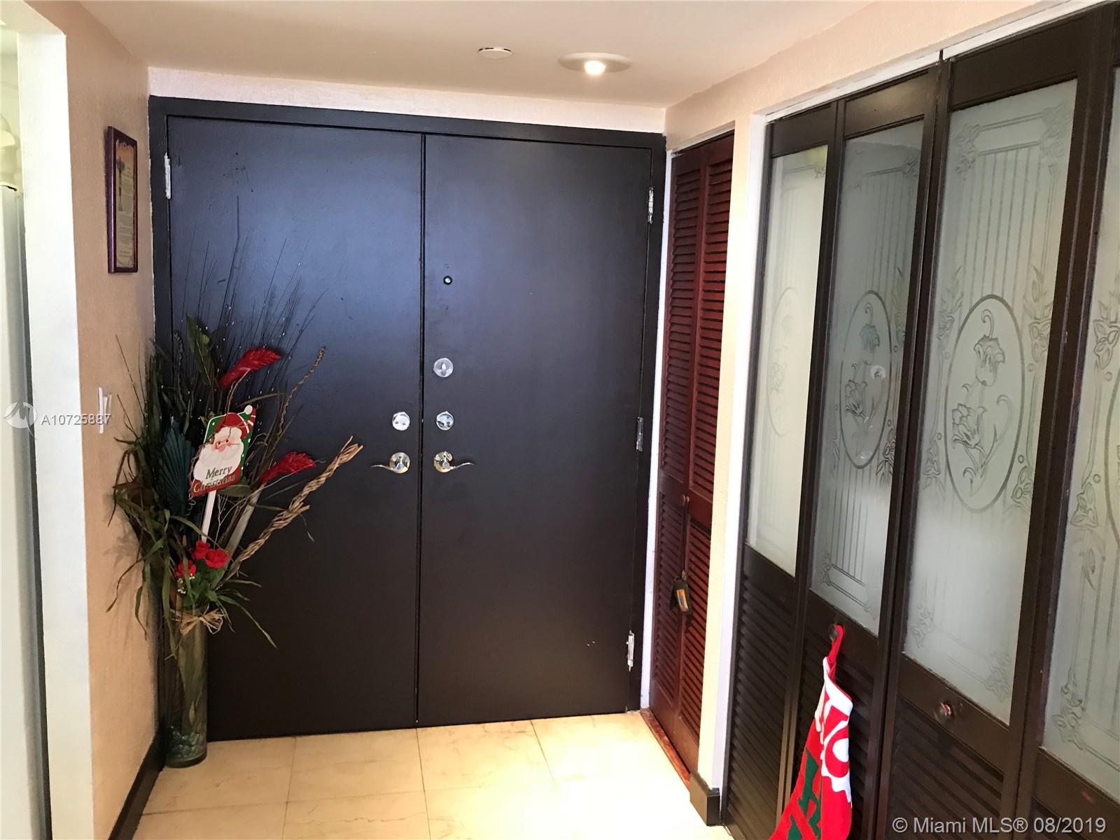 GREENWICH PH I CONDO - Residential