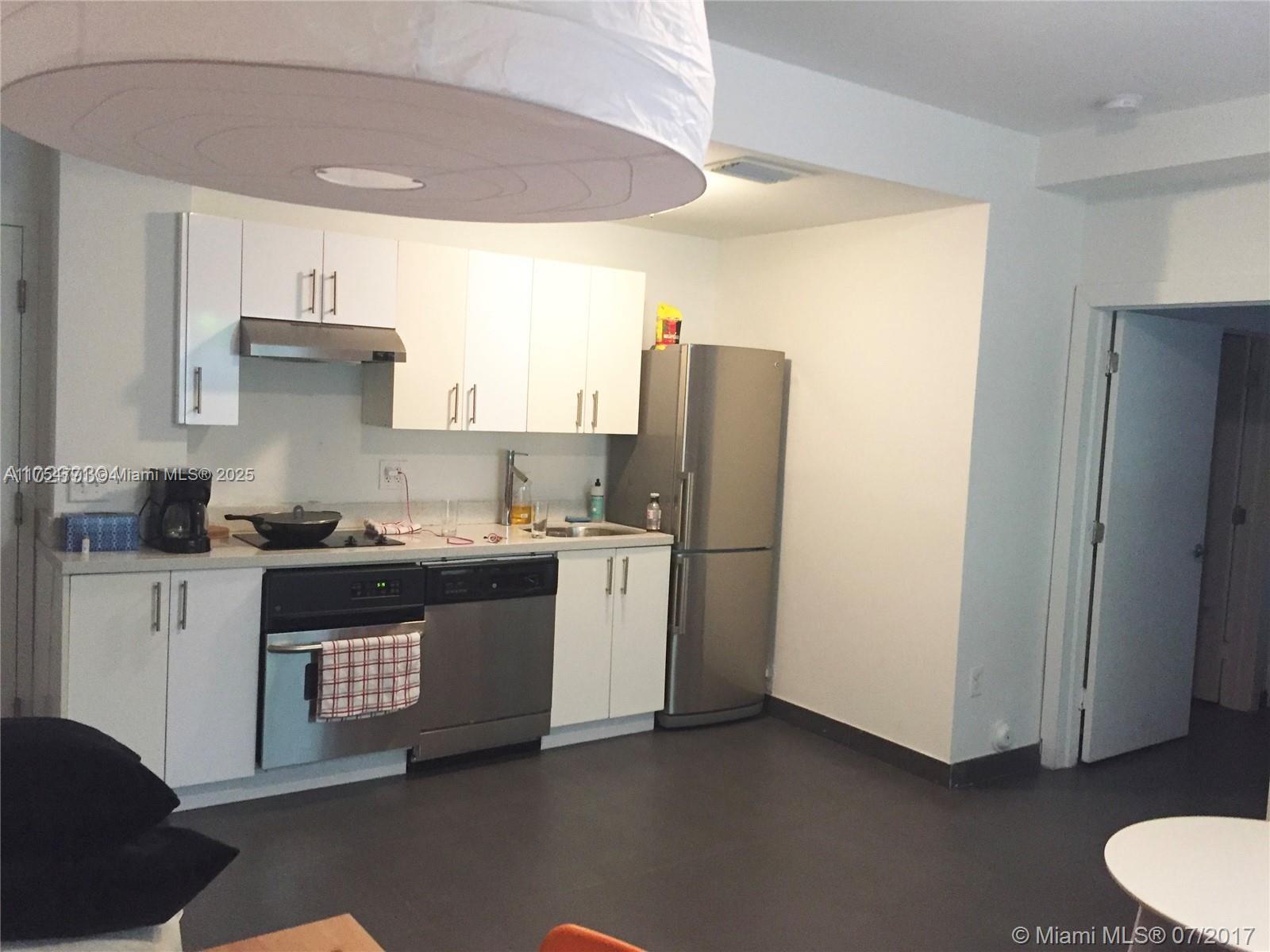 THE EVELYN CONDO - Residential