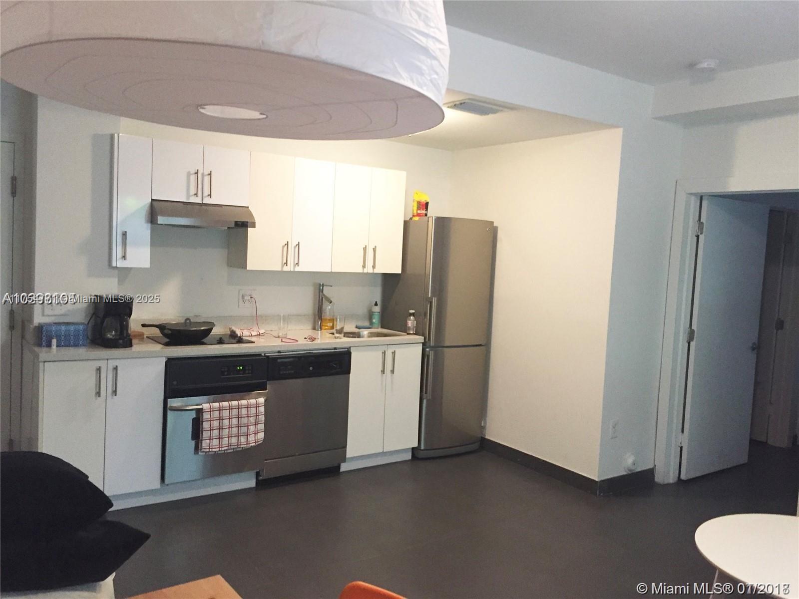 THE EVELYN CONDO - Residential