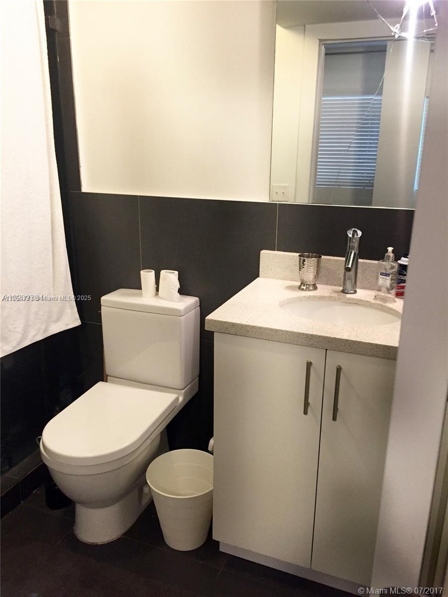 THE EVELYN CONDO - Residential