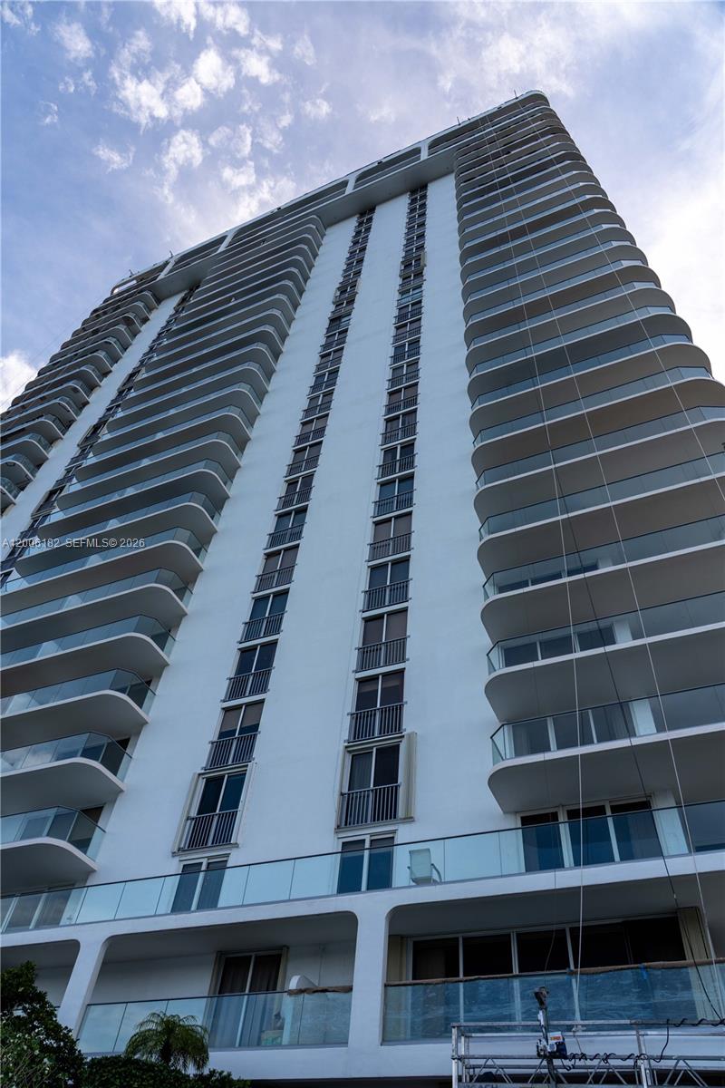 TURNBERRY ISLE CONDO - Residential