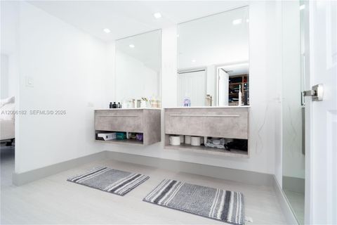 Tiny photo for 19707 Turnberry Way #18C, Aventura, FL 33180 (MLS # A12006182)