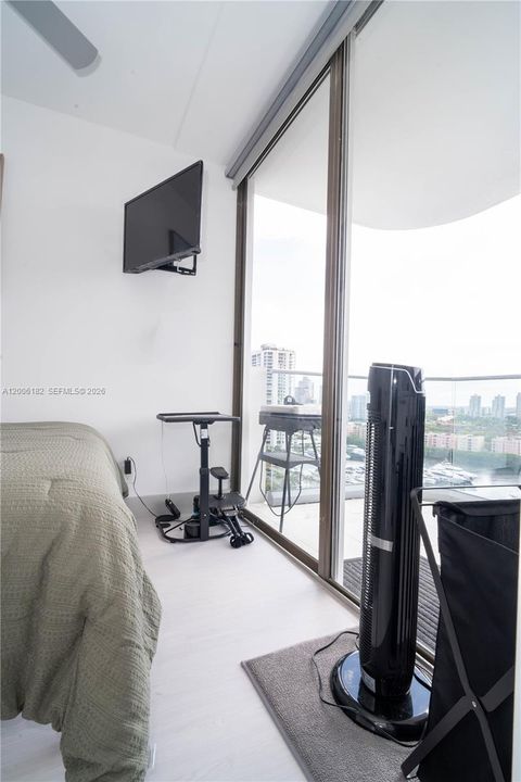 Tiny photo for 19707 Turnberry Way #18C, Aventura, FL 33180 (MLS # A12006182)