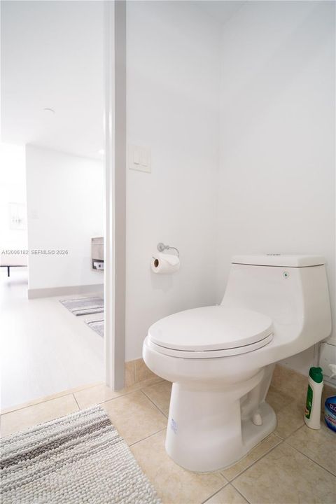 Tiny photo for 19707 Turnberry Way #18C, Aventura, FL 33180 (MLS # A12006182)