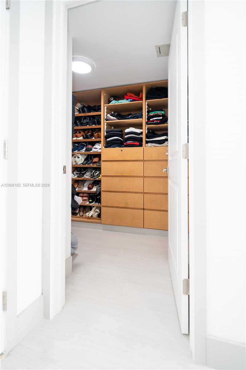 TURNBERRY ISLE CONDO - Residential