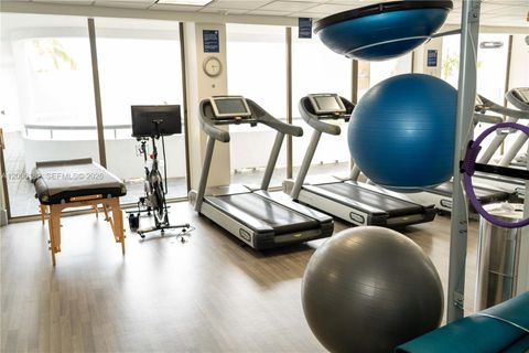 Tiny photo for 19707 Turnberry Way #18C, Aventura, FL 33180 (MLS # A12006182)