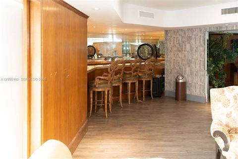 Tiny photo for 19707 Turnberry Way #18C, Aventura, FL 33180 (MLS # A12006182)