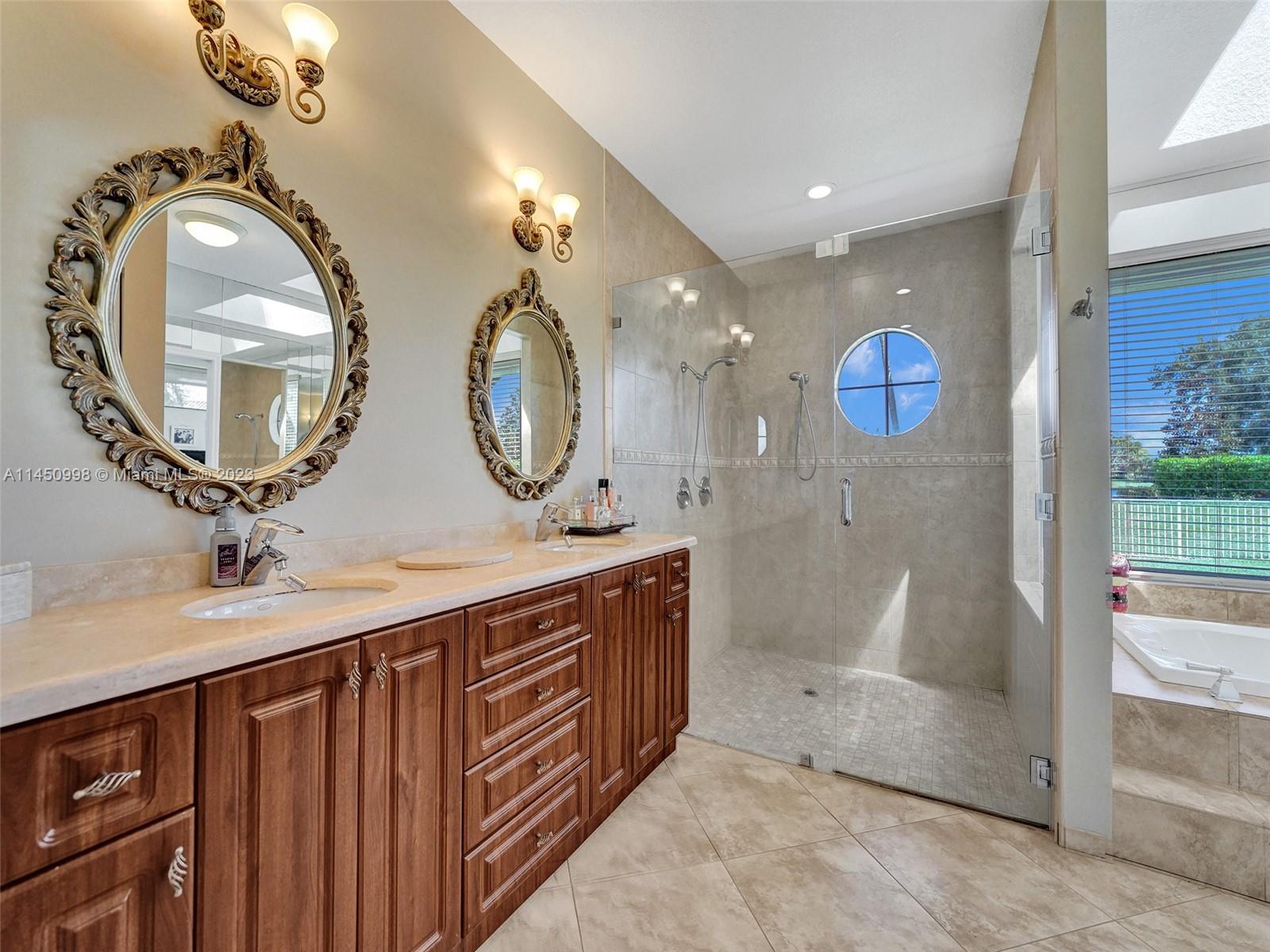 WINDMILL RANCH ESTATES - Residential