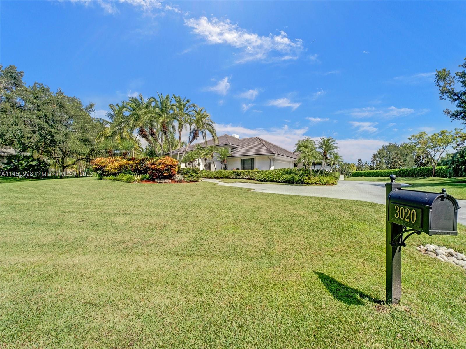 WINDMILL RANCH ESTATES - Residential