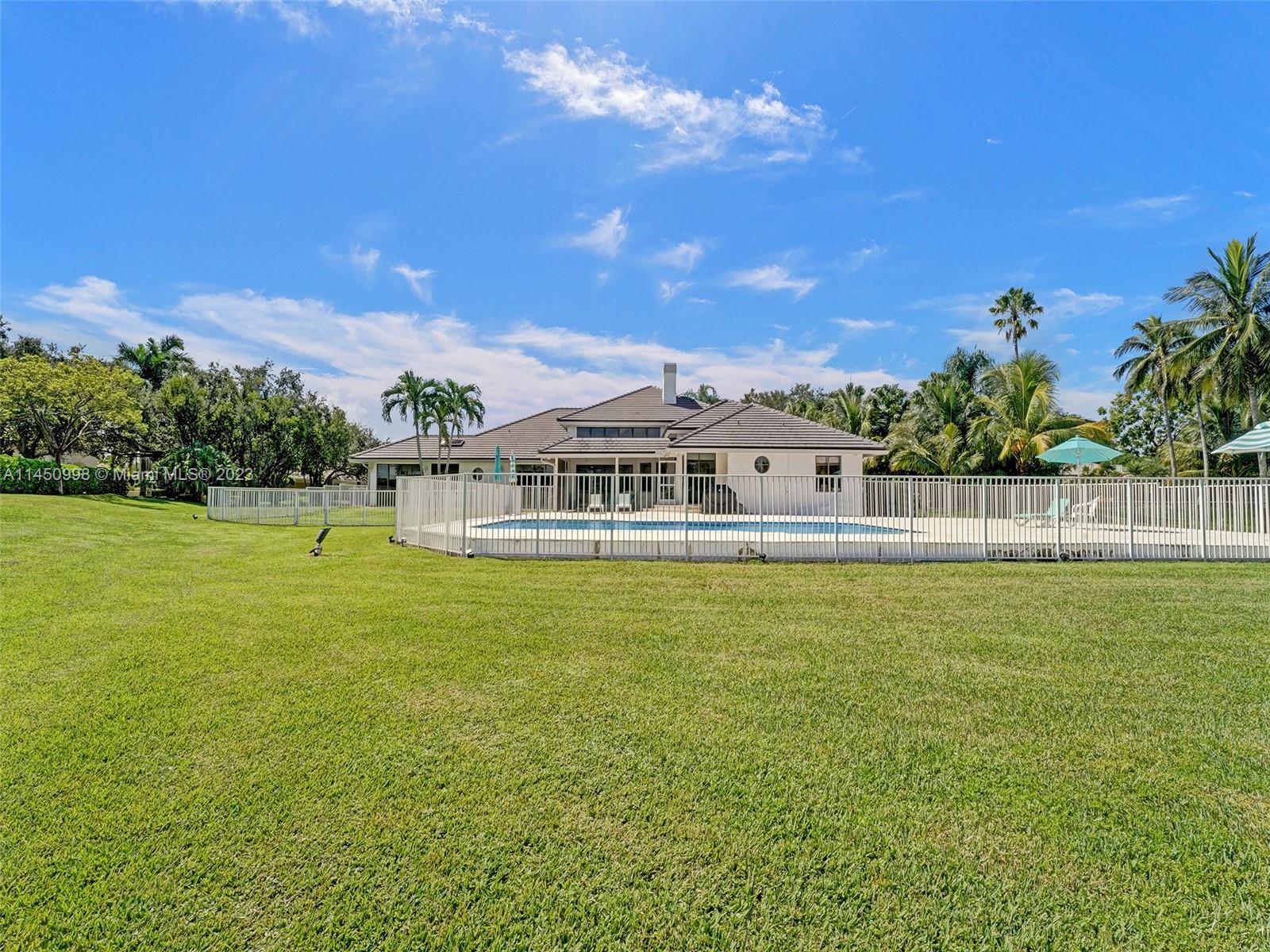 WINDMILL RANCH ESTATES - Residential