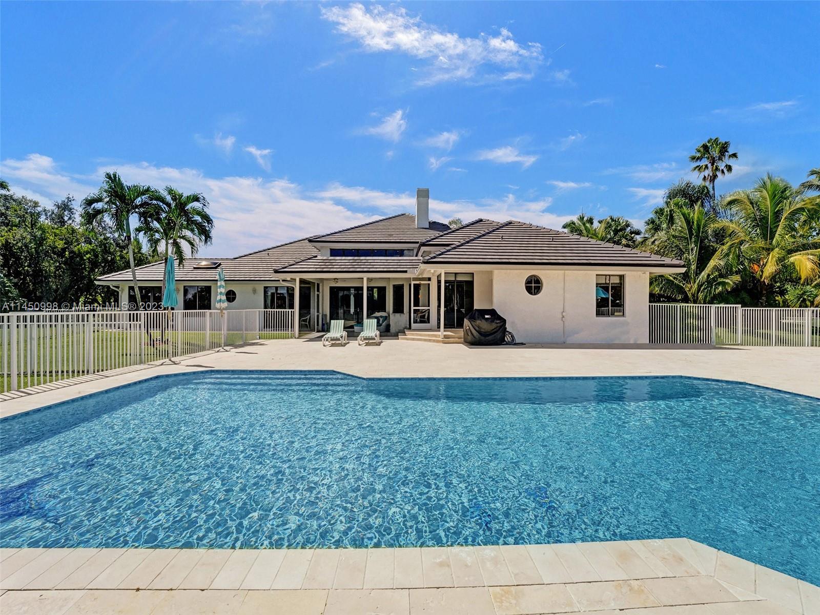 WINDMILL RANCH ESTATES - Residential