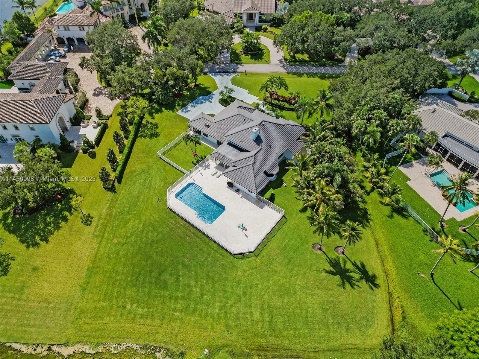 WINDMILL RANCH ESTATES - Residential