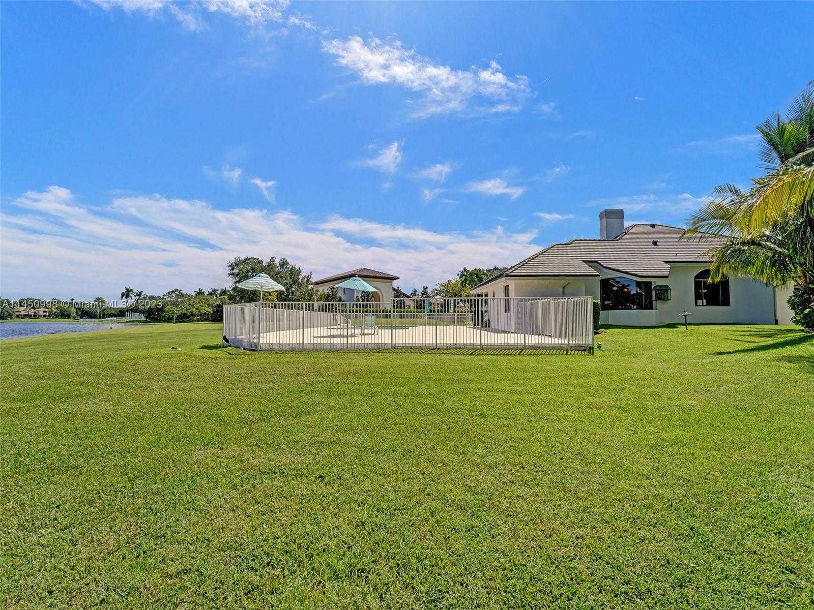 WINDMILL RANCH ESTATES - Residential