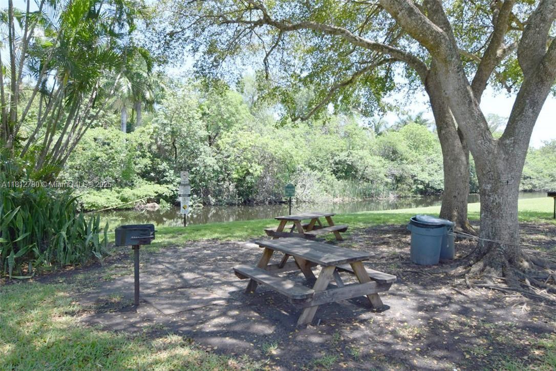 ROYAL PARK CONDO - Residential