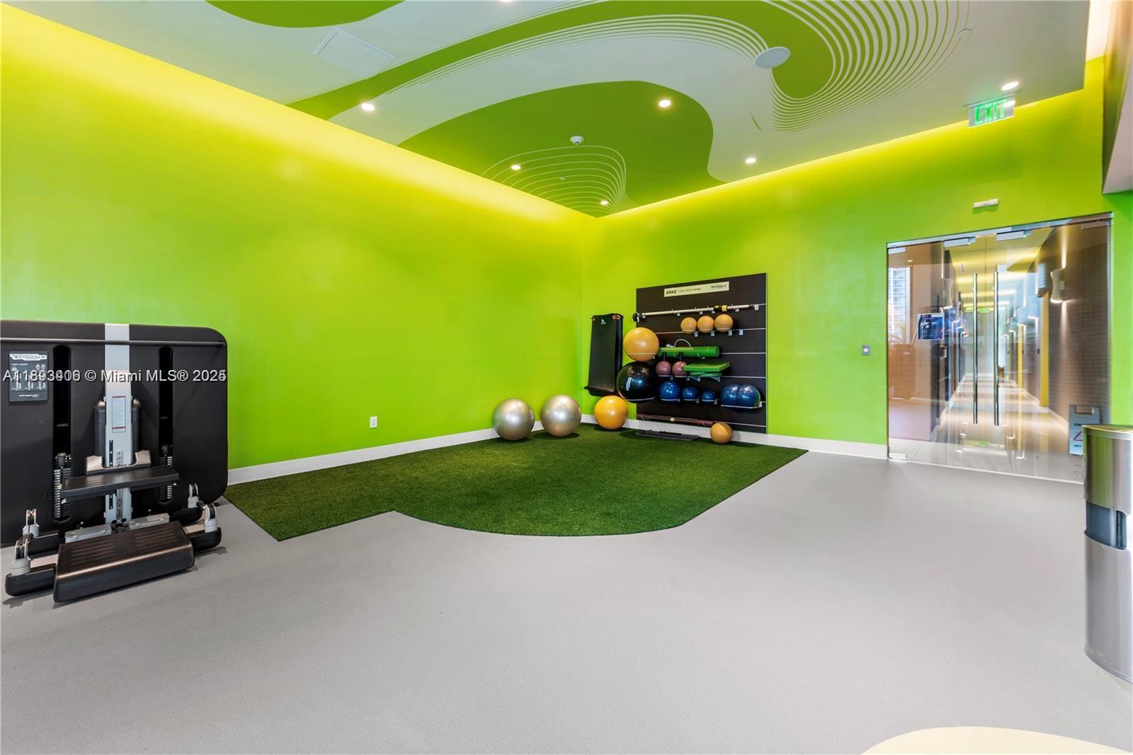 PARAISO BAYVIEWS CONDO - Residential Lease