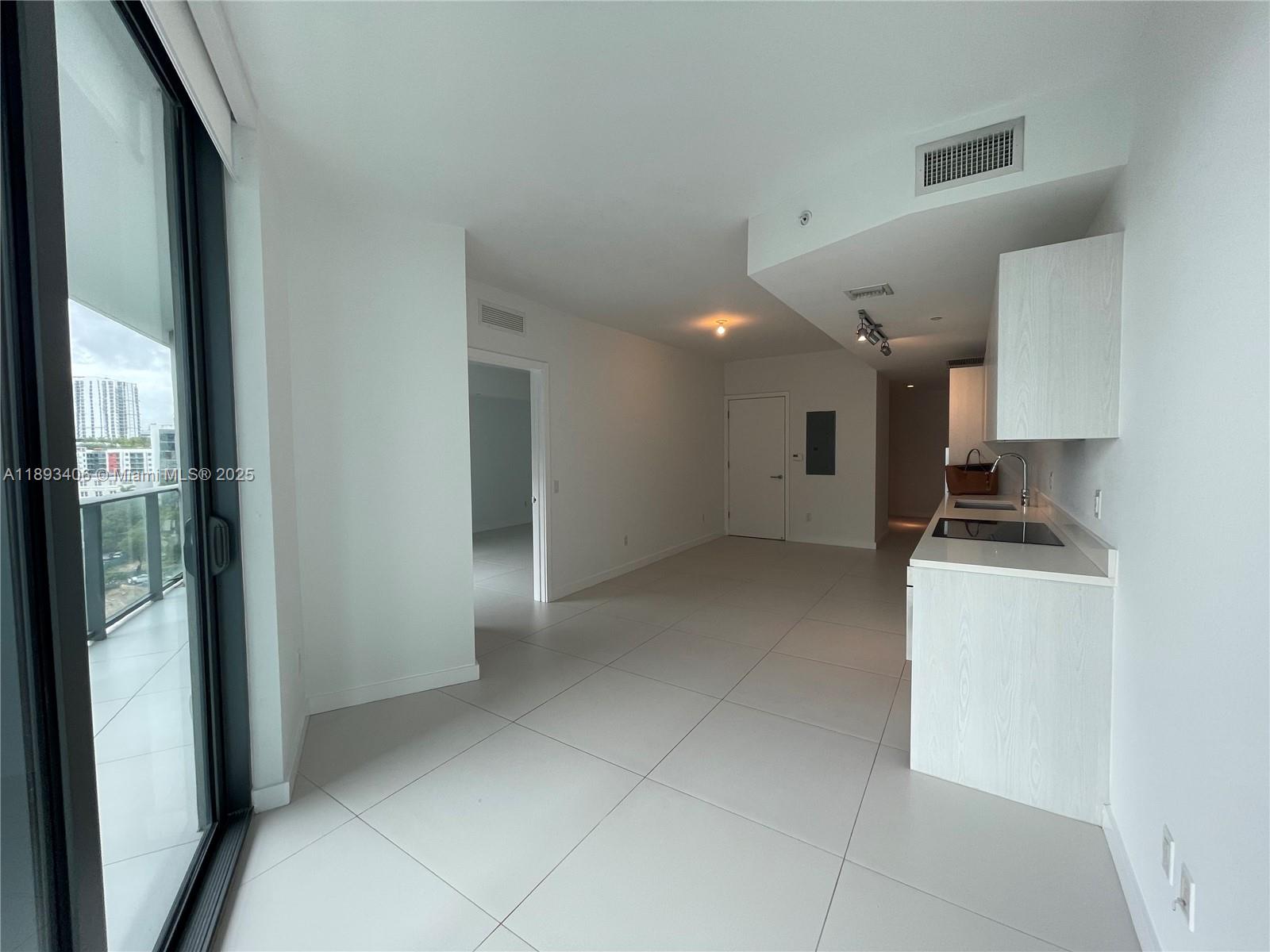 PARAISO BAYVIEWS CONDO - Residential Lease