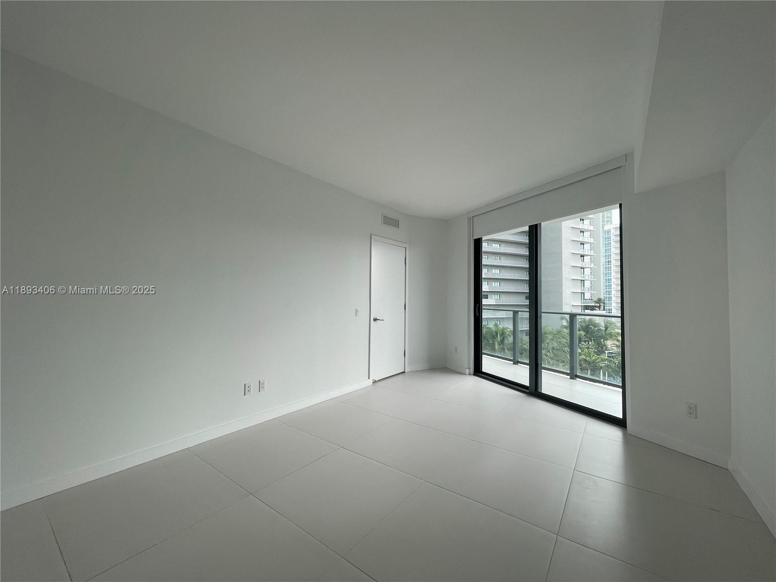 PARAISO BAYVIEWS CONDO - Residential Lease
