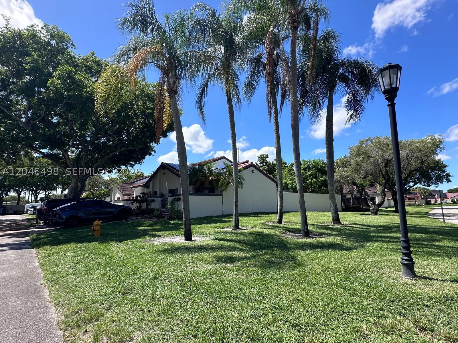 6633 NW 178th Ter