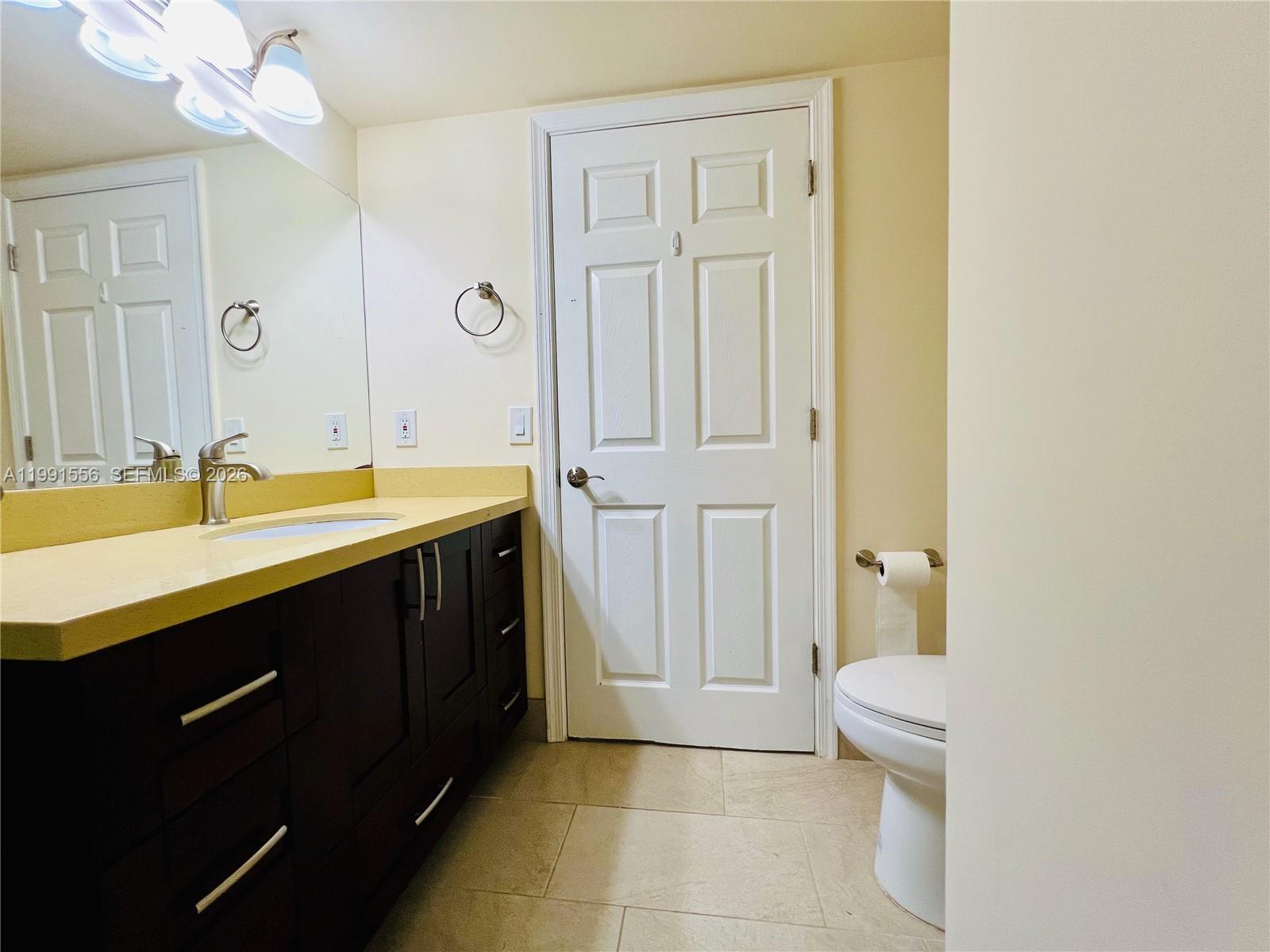 KENSINGTON MANOR - Residential Lease