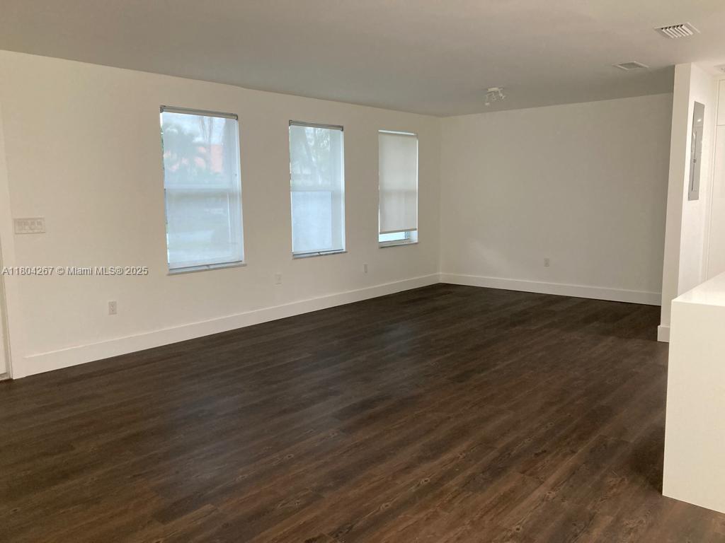 3321 SW 110th Ave