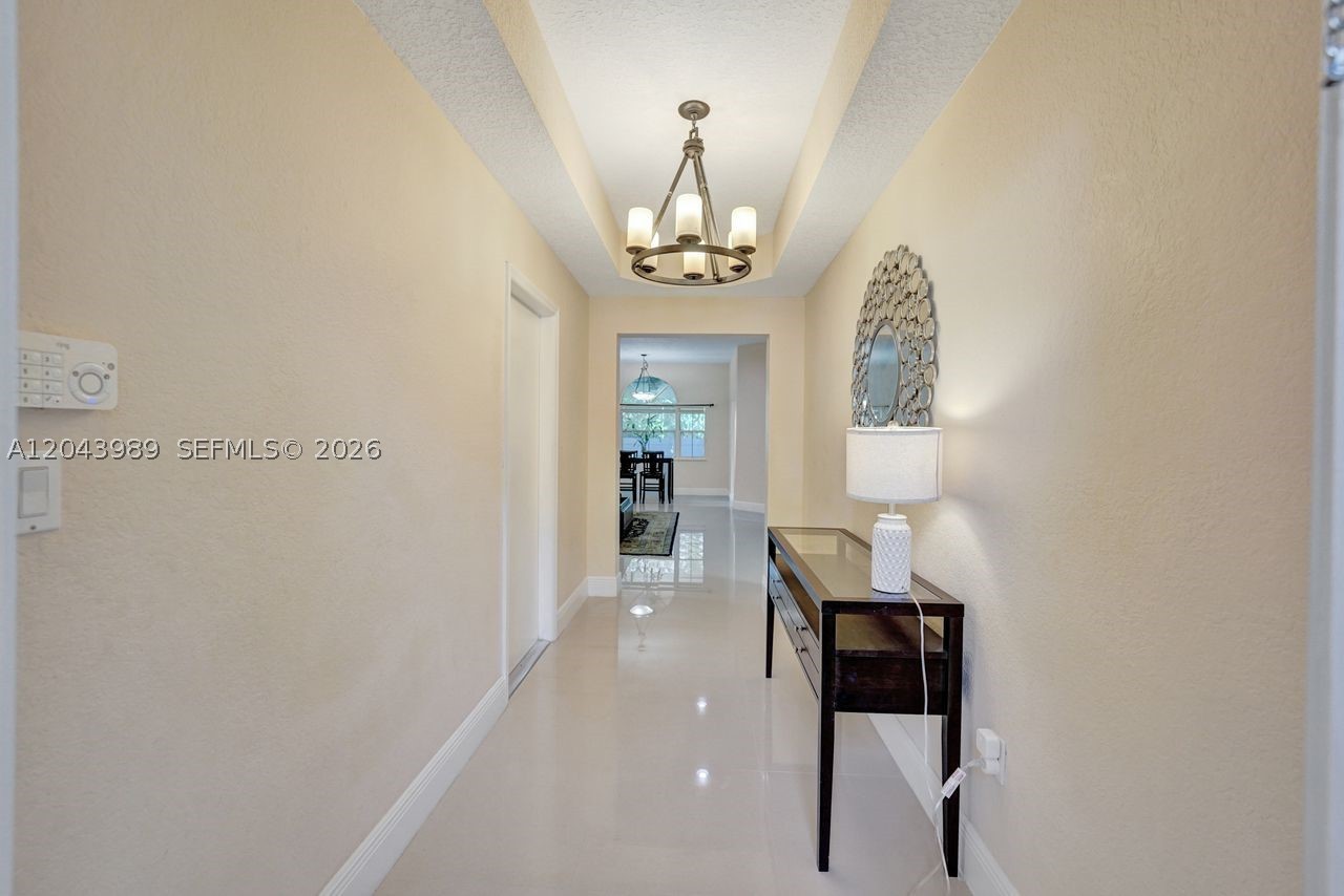 14003 N Cypress Cove Cir
