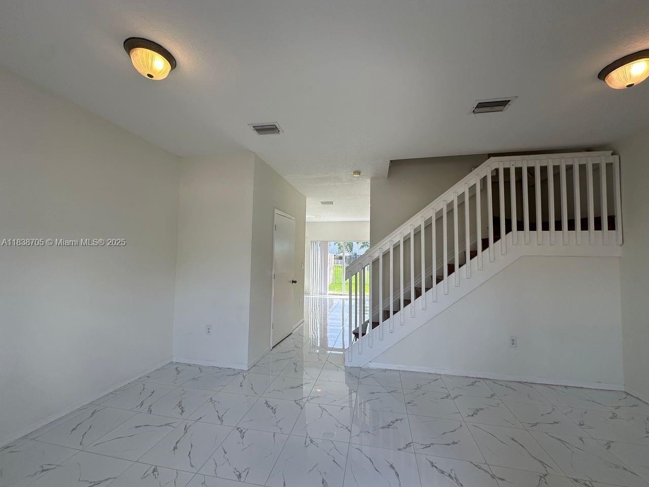 2920 SE 15thTer