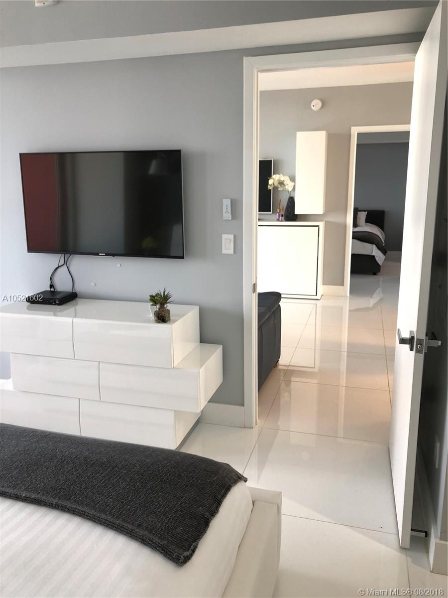 BEACHWALK - Residential Lease