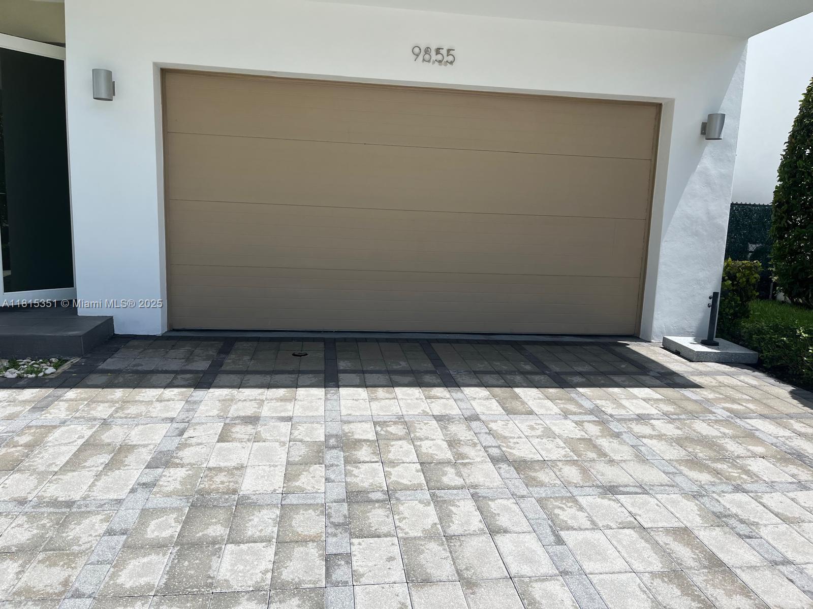 Address Not Disclosed, Doral, Miami-Dade County, Florida - 5 Bedrooms  
5 Bathrooms - 