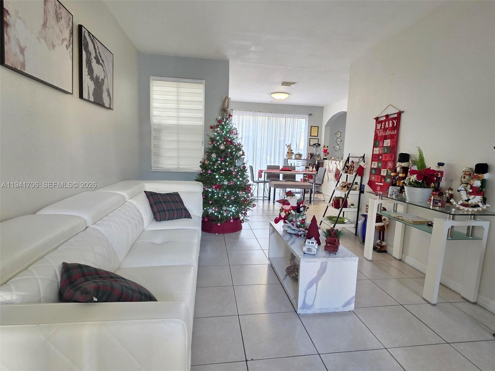 CENTURY BREEZE - Residential