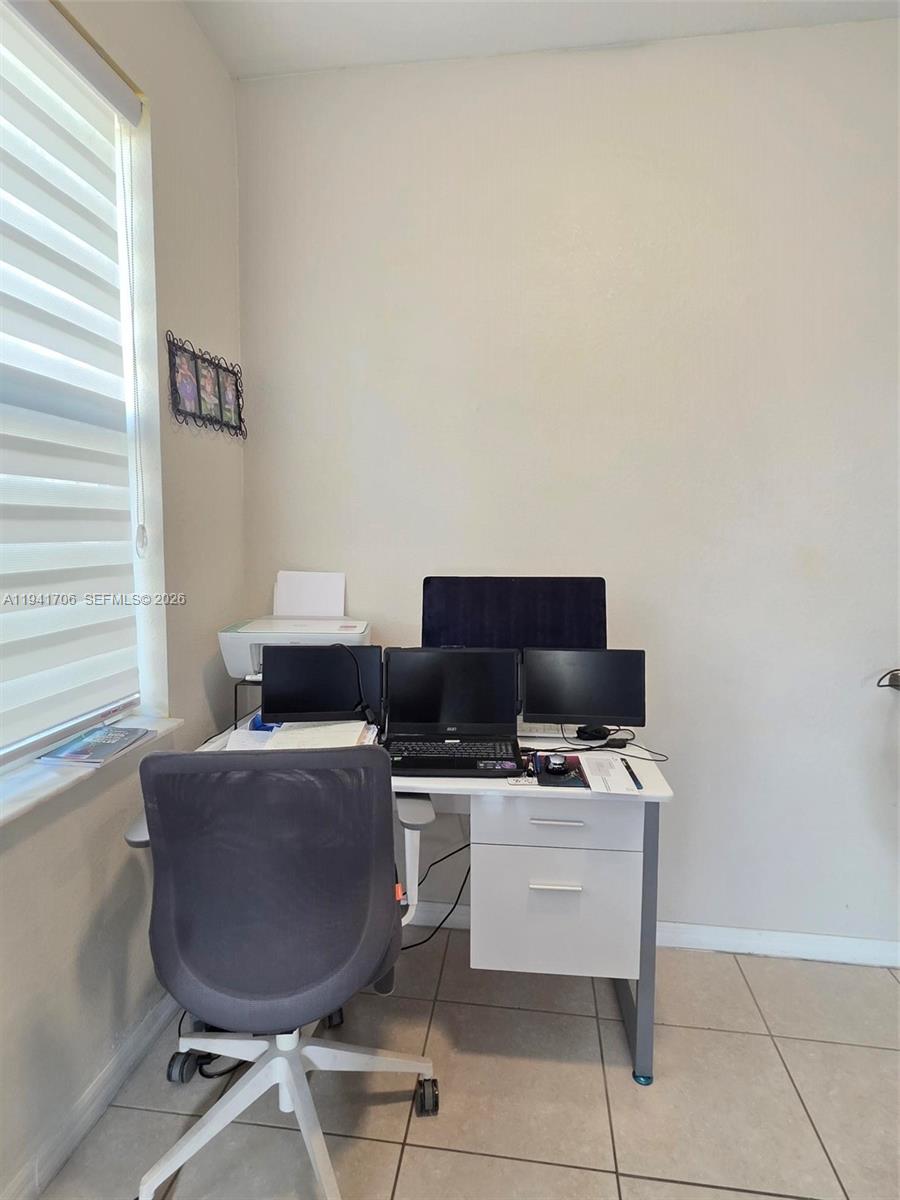 CENTURY BREEZE - Residential