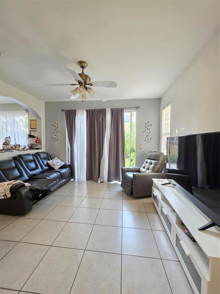 CENTURY BREEZE - Residential