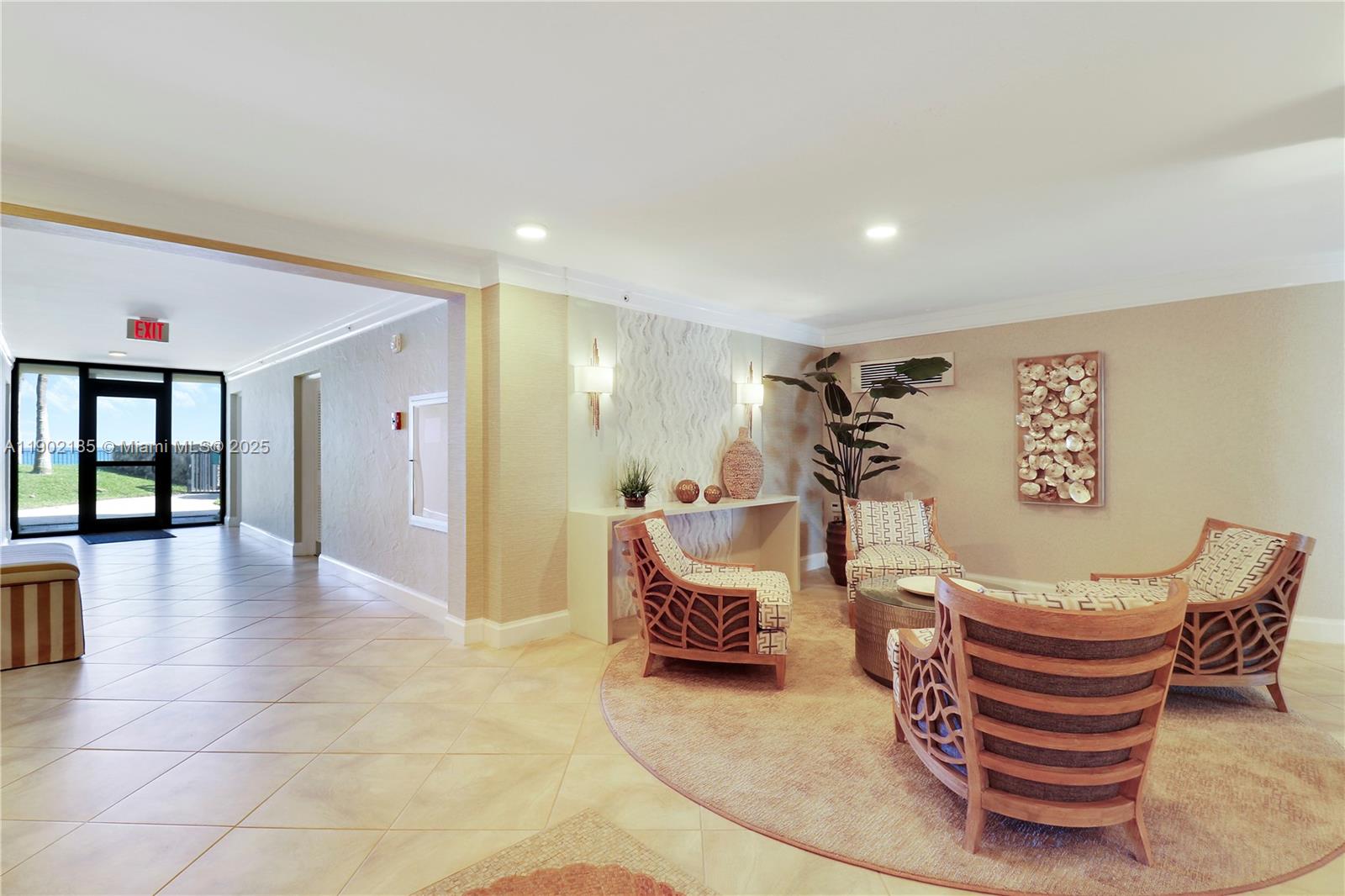 OCEAN TOWERS CONDO APTS - Residential