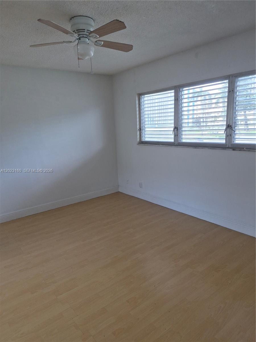 SEVENTEENTH GREEN CONDO - Residential