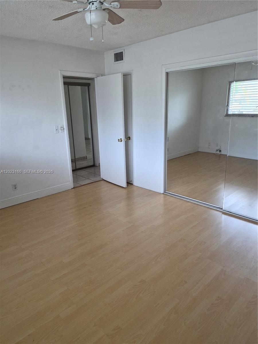 SEVENTEENTH GREEN CONDO - Residential