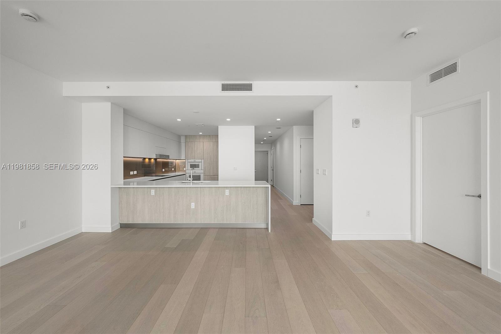 LA BAIA BAY HARBOR ISLANDS - Residential