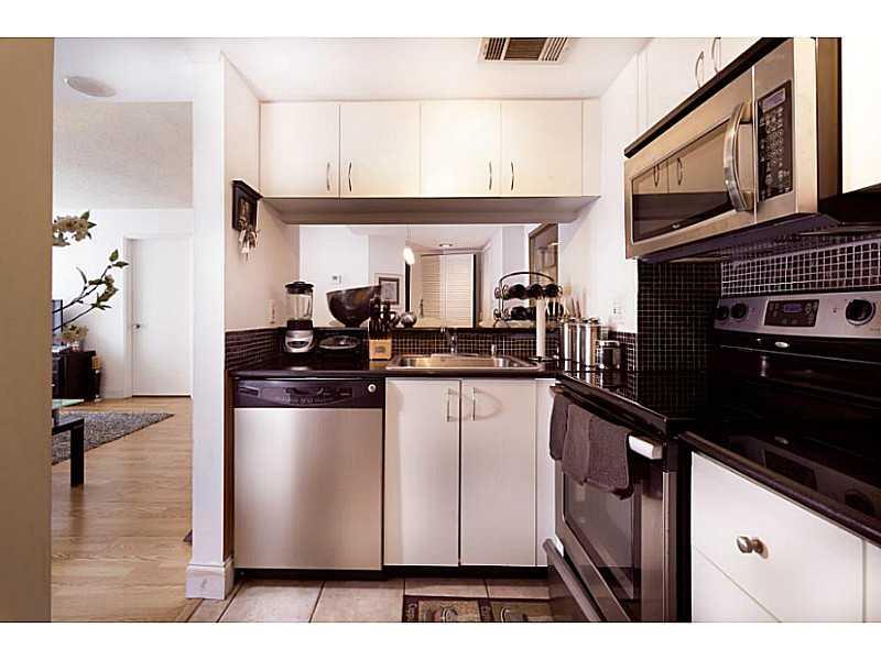 ISOLA CONDO - Residential Lease