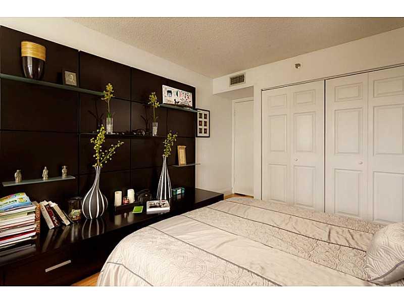 ISOLA CONDO - Residential Lease