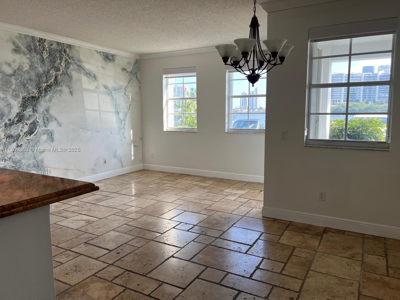 3255 Ne 184th St 12108, Aventura, Miami-Dade County, Florida - 2 Bedrooms  
2 Bathrooms - 