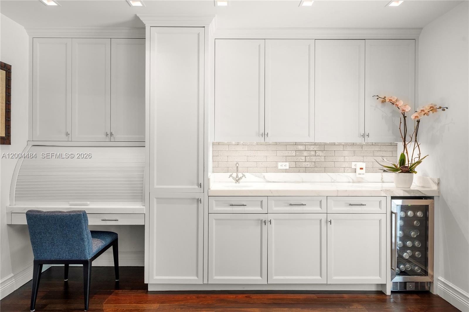 HAMMOCK HEIGHTS - Residential