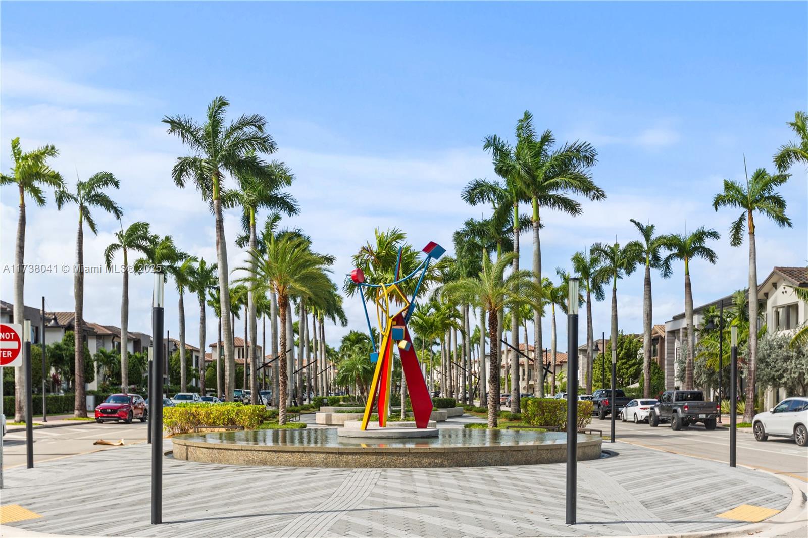 DOWNTOWN DORAL SOUTH PHAS - Residential
