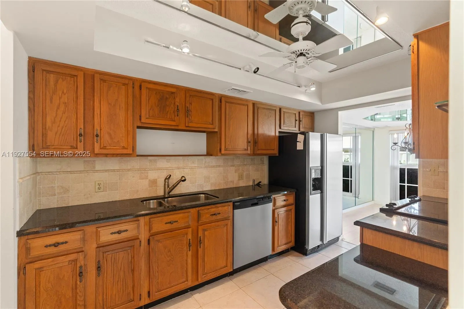 Hillsboro Beach, Florida 33062, United States, 3 Bedrooms Bedrooms, ,3 BathroomsBathrooms,Residential,Active,253822