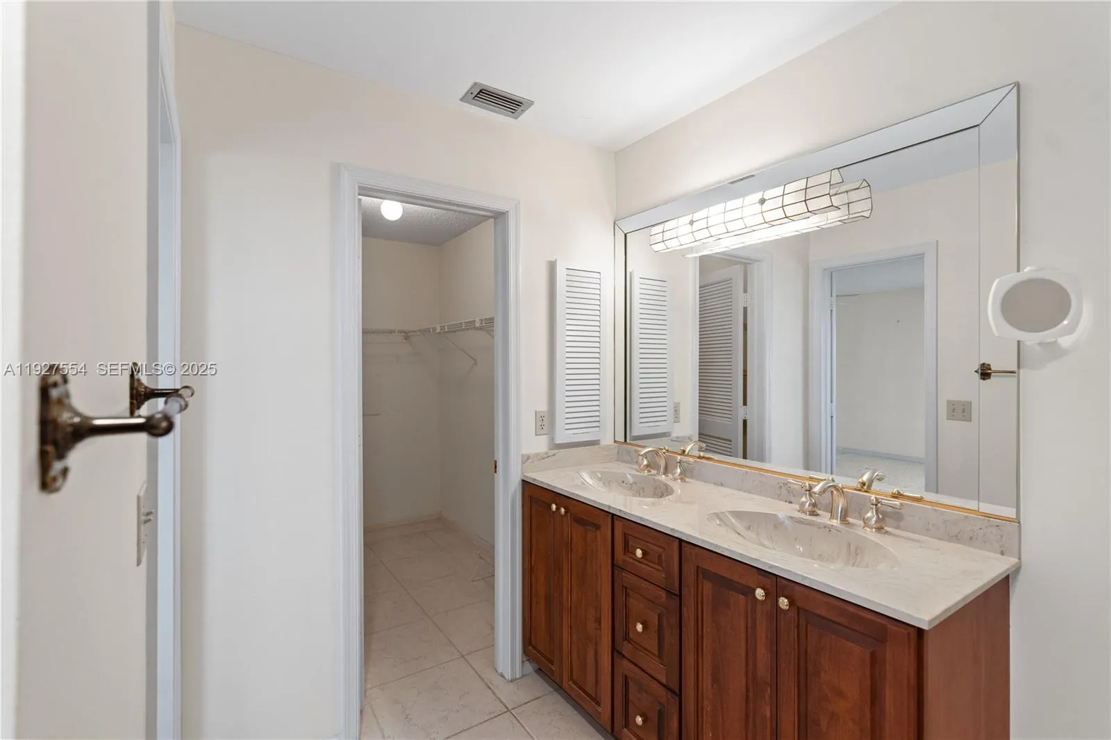 Hillsboro Beach, Florida 33062, United States, 3 Bedrooms Bedrooms, ,3 BathroomsBathrooms,Residential,Active,253822