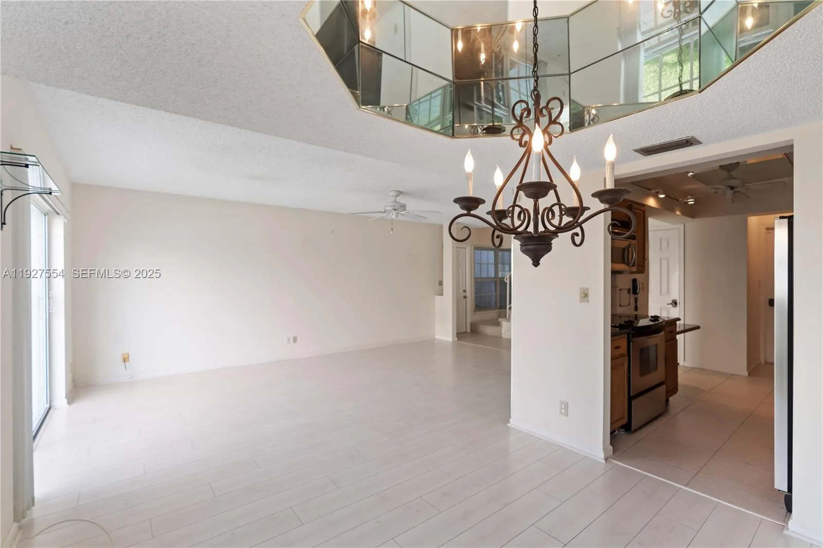 Hillsboro Beach, Florida 33062, United States, 3 Bedrooms Bedrooms, ,3 BathroomsBathrooms,Residential,Active,253822