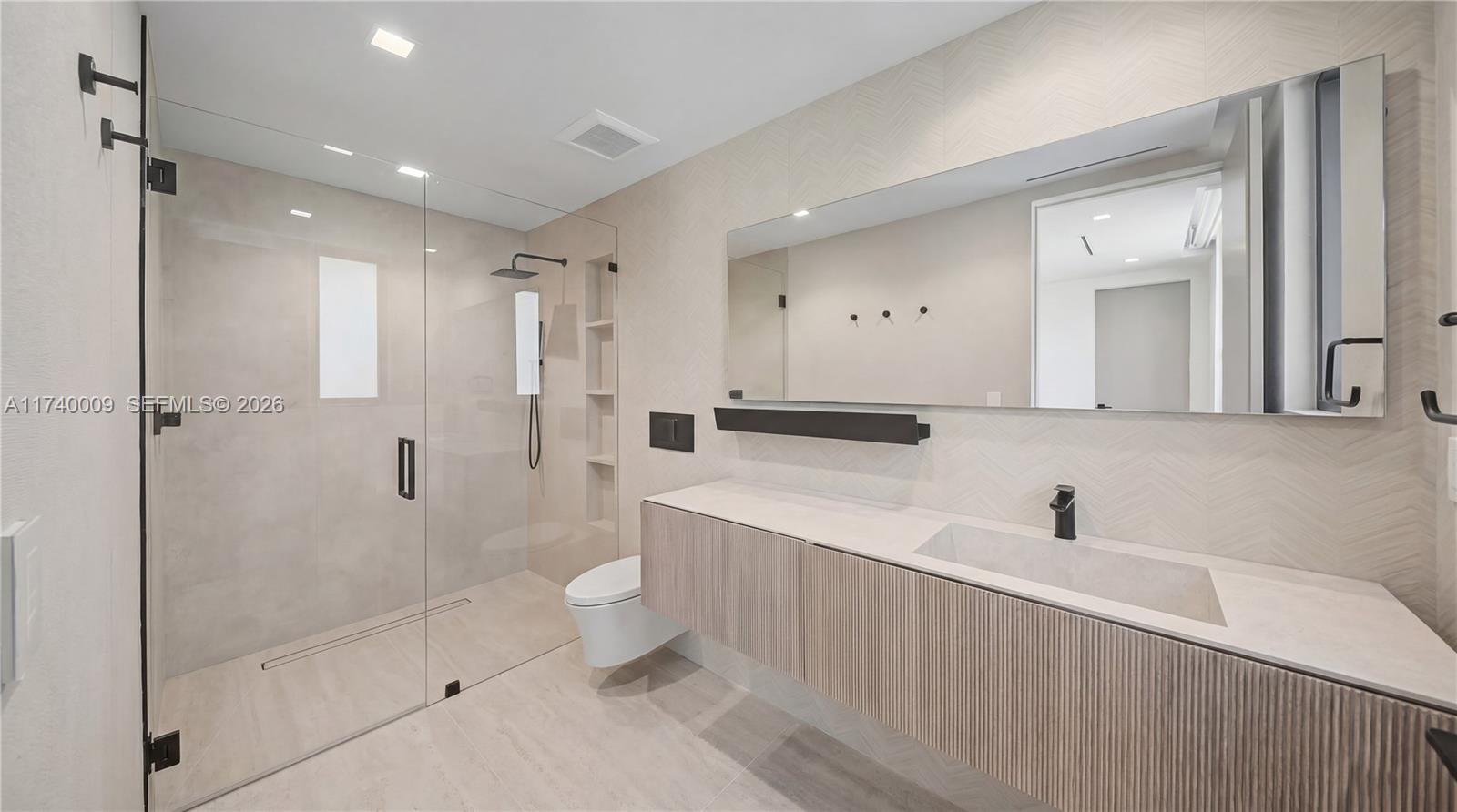 HARBOR BEACH - Residential