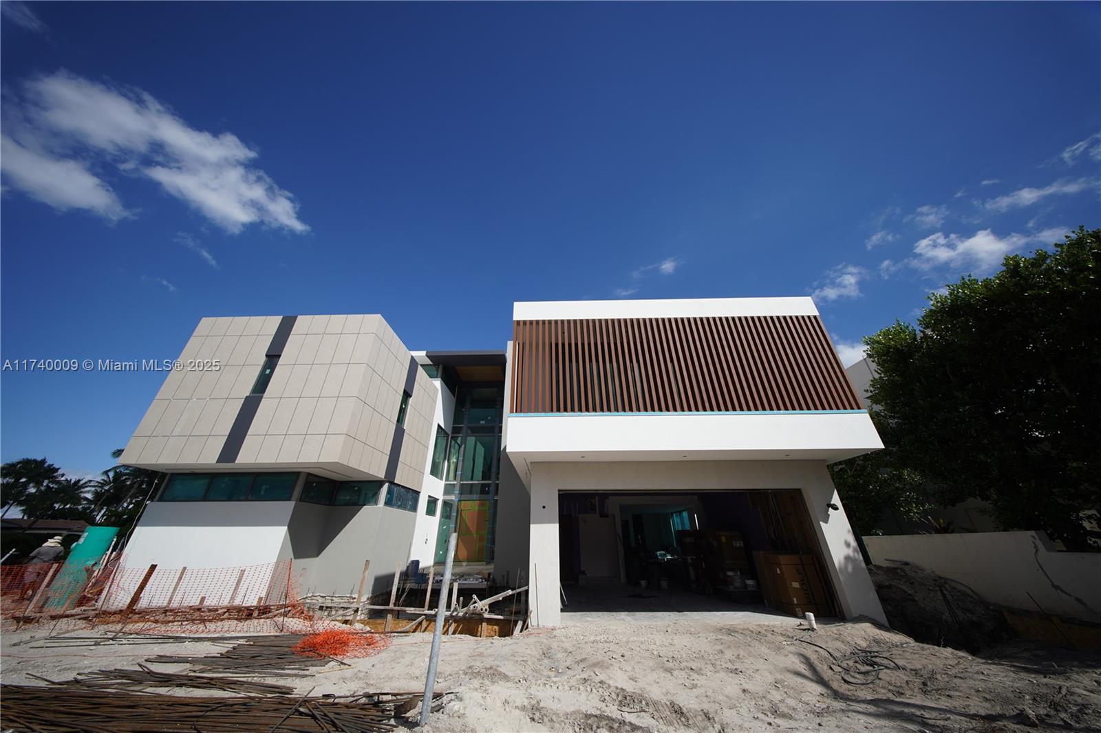 HARBOR BEACH - Residential