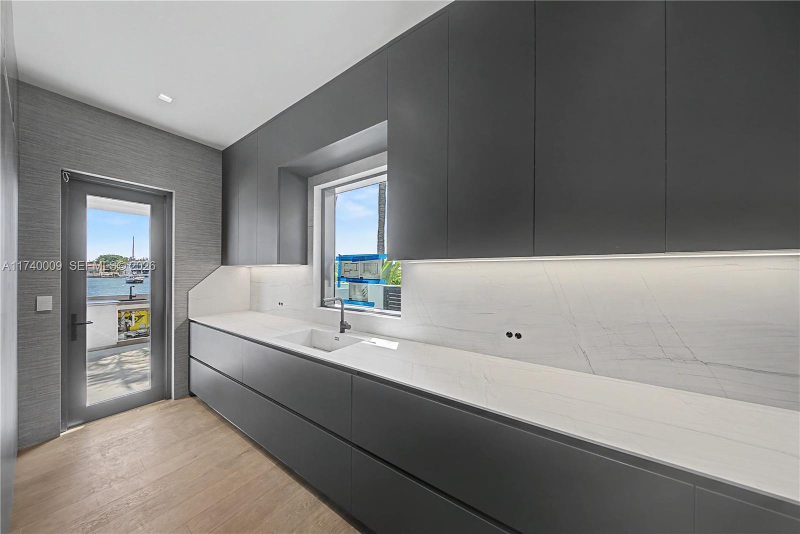 HARBOR BEACH - Residential