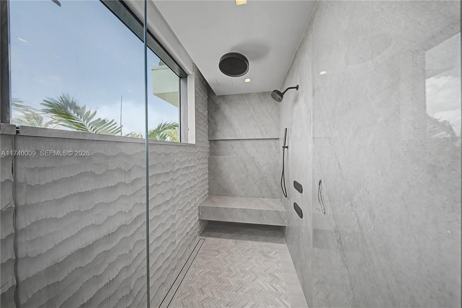 HARBOR BEACH - Residential