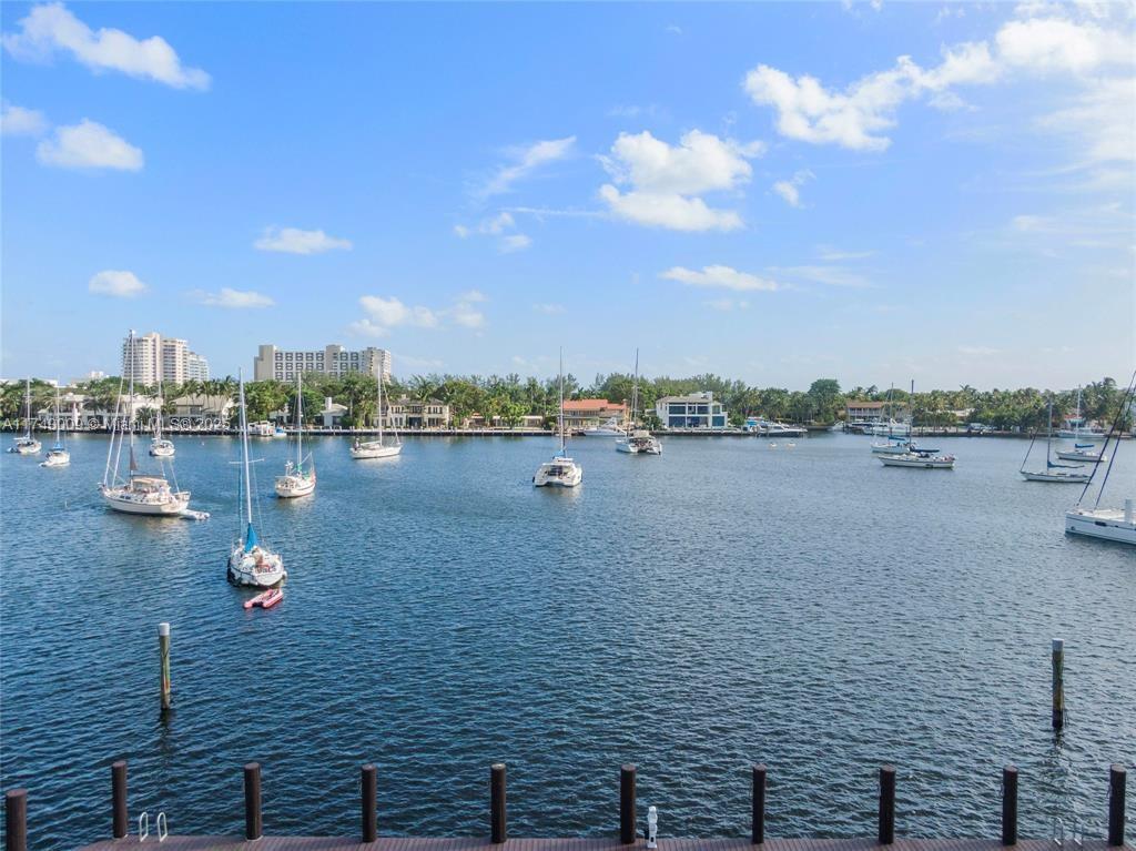 HARBOR BEACH - Residential